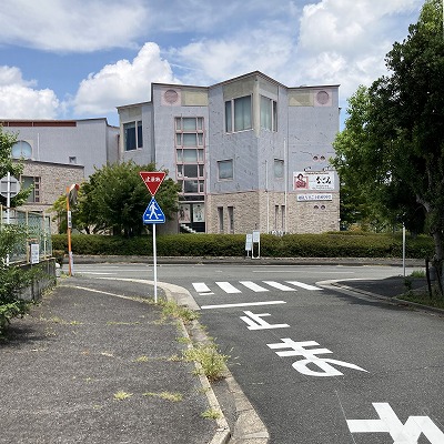 近鉄高の原駅からジュノパークへの行き方